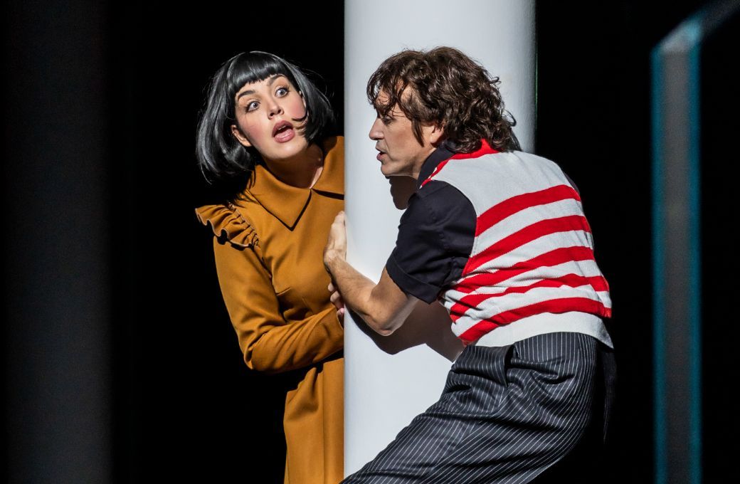 Rosalia Cid (Nannetta) und Juan Francisco Gatell (Fenton) &copy; Semperoper Dresden | Jochen Quast