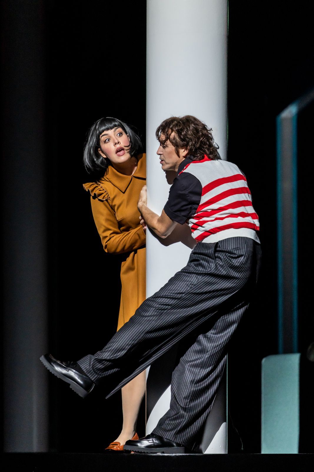Rosalia Cid (Nannetta) und Juan Francisco Gatell (Fenton) &copy; Semperoper Dresden | Jochen Quast