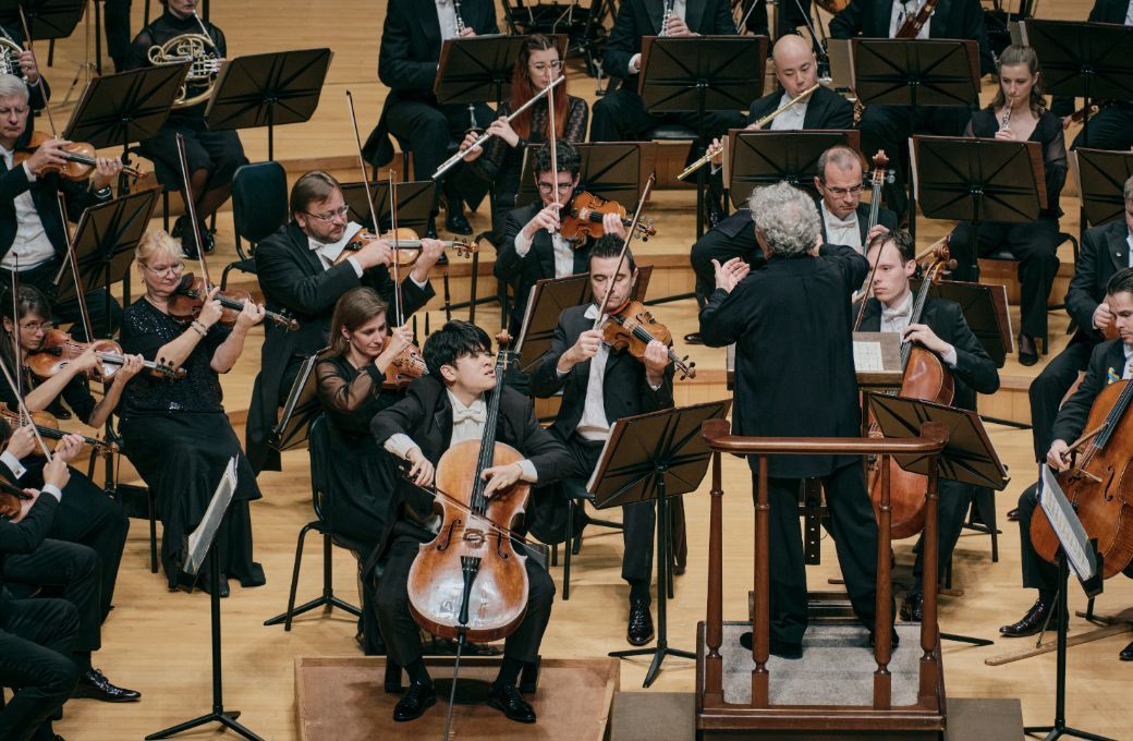 Jaemin Han, Semyon Bychkov and the Czech Philharmonic &copy; InArts Production