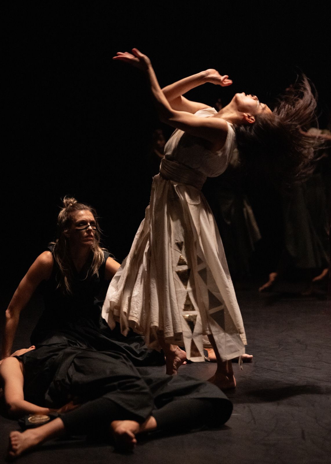 Akram Khan Company in his <i>Thikra: Night of Remembering</i> &copy; Camilla Greenwell