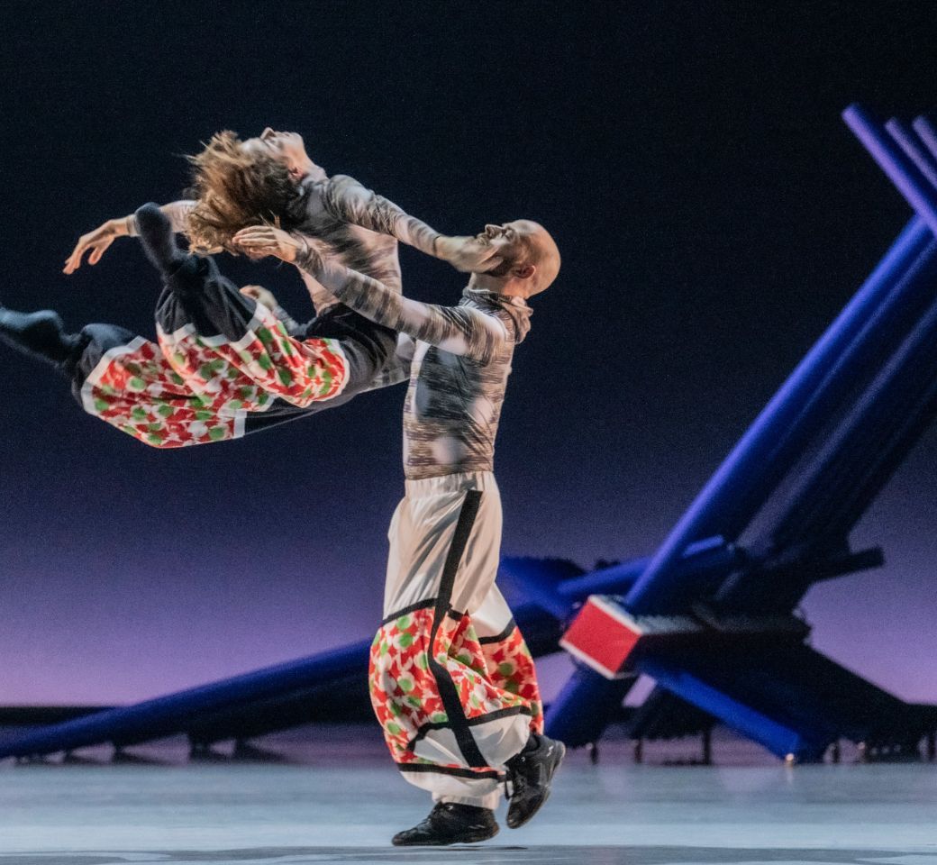 Anaïs Touret and Jim De Block in <i>Láhppon/Lost</i> &copy; Erik Berg