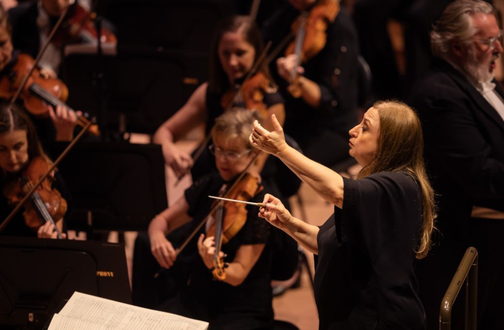 Simone Young conducts the Sydney Symphony &copy; Daniel Boud (2024)
