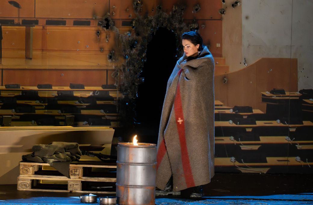 Anna Netrebko (Leonora) © Monika Rittershaus