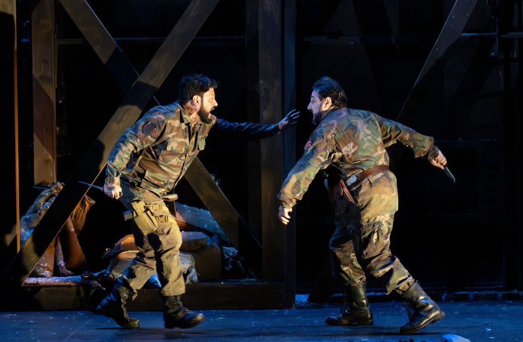 Yusif Eyvazov (Don Alvaro) und George Petean (Don Carlo) © Monika Rittershaus