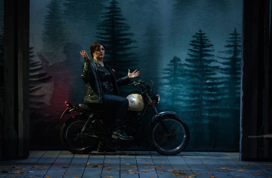 Avery Lafrentz (Iolanthe) in <i>Der Wald</i> &copy; David Monteith-Hodge