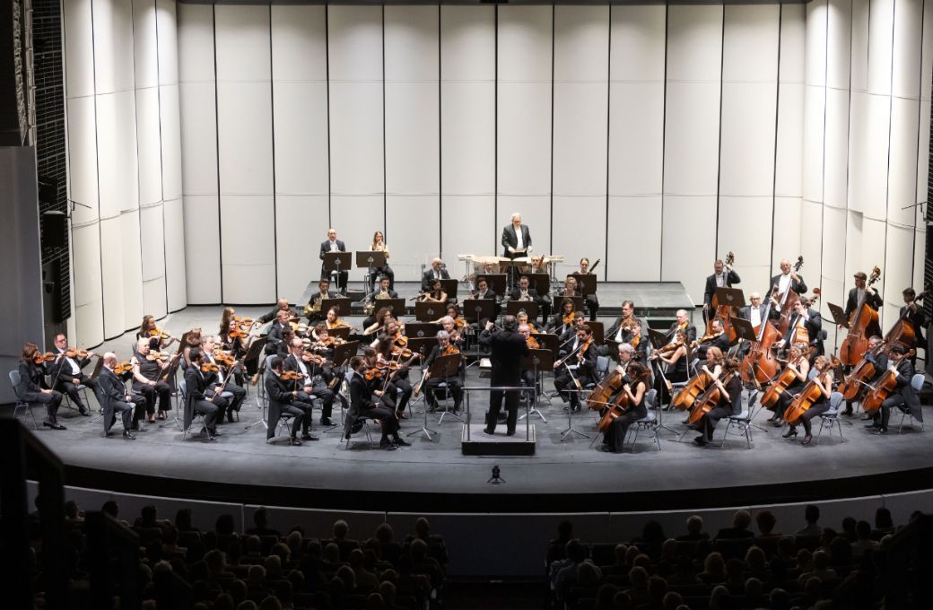 Juanjo Mena y la Orquesta Sinf&oacute;nica de Tenerife &copy; Miguel Barreto | Auditorio de Tenerife