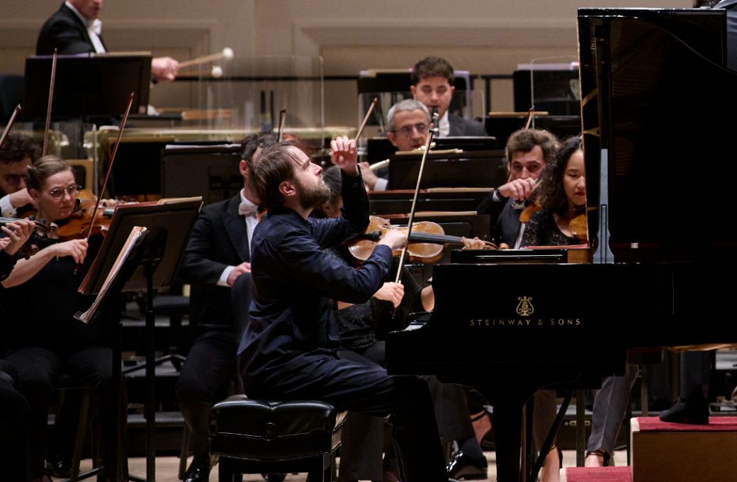 Daniil Trifonov and the Orchestre National de France © Stefan Cohen