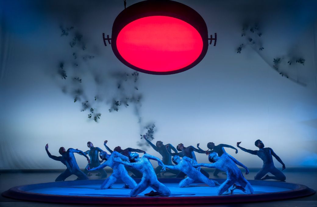 TanzLuzern in Mthuthuzeli November's <i>Oh Deer</i> © Ingo Hoehn