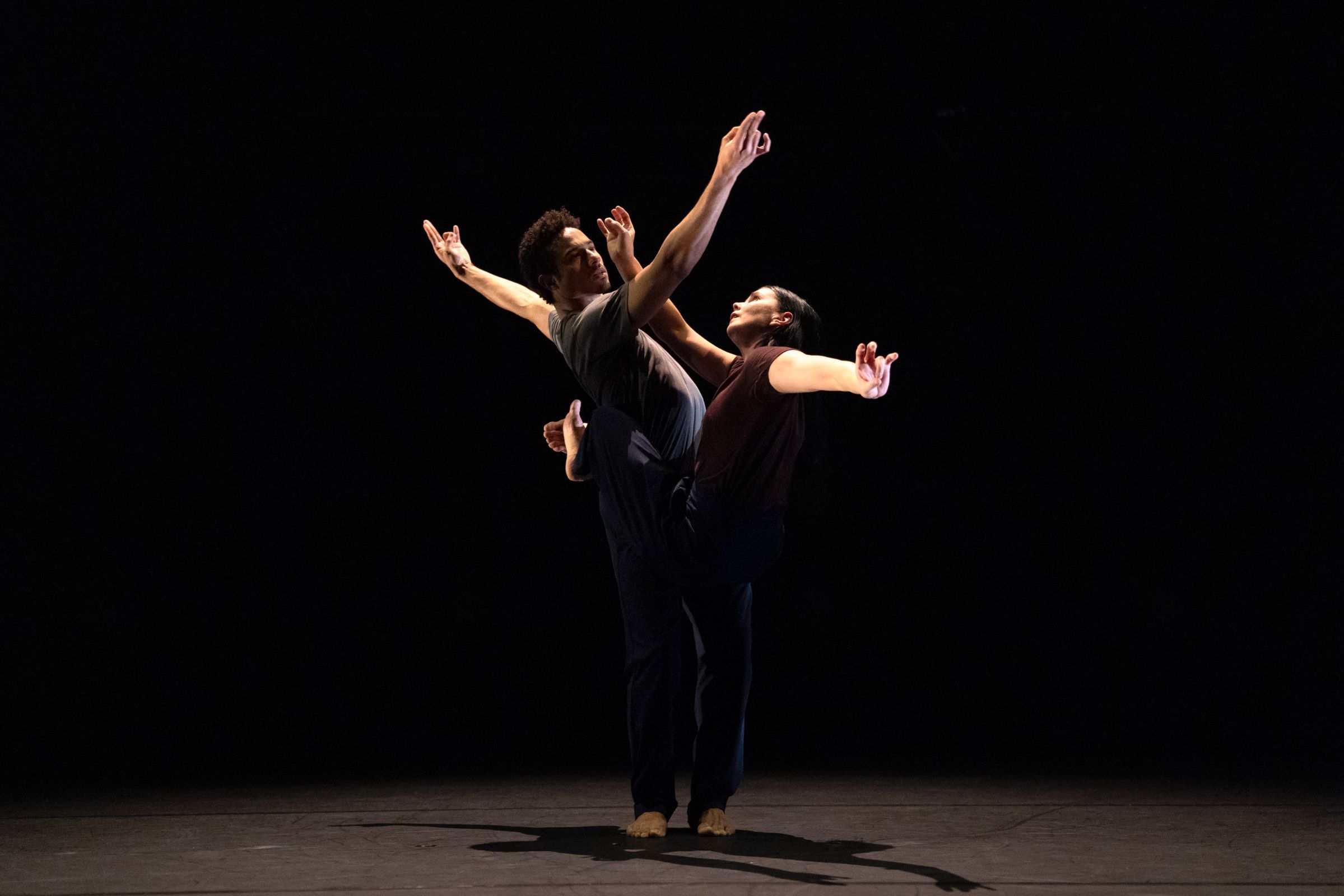 Patricio Revé and Natalia Osipova in Akram Khan's <i>Mud of Sorrow</i> &copy; Andrej Uspenski