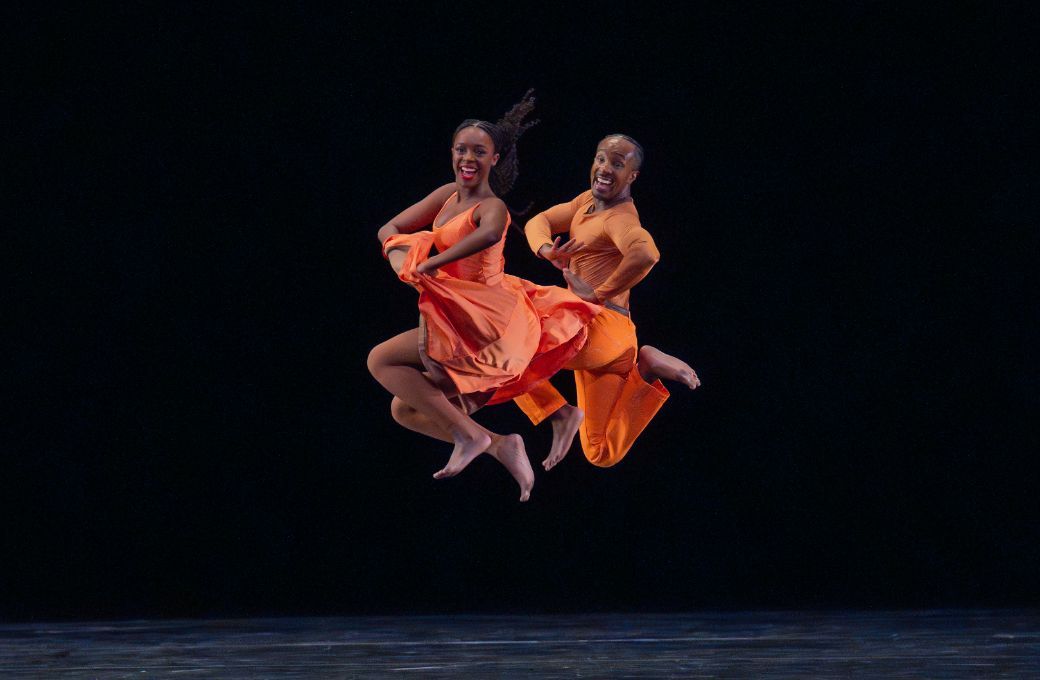 Gabrielle Barnes and Alex Clayton in Paul Taylor's <i>Esplanade</i> &copy; Hisae Aihara