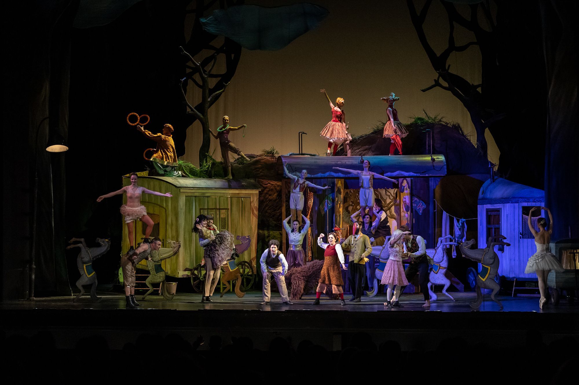 <i>Hänsel und Gretel</i> at Prague State Opera &copy; Zdeněk Sokol