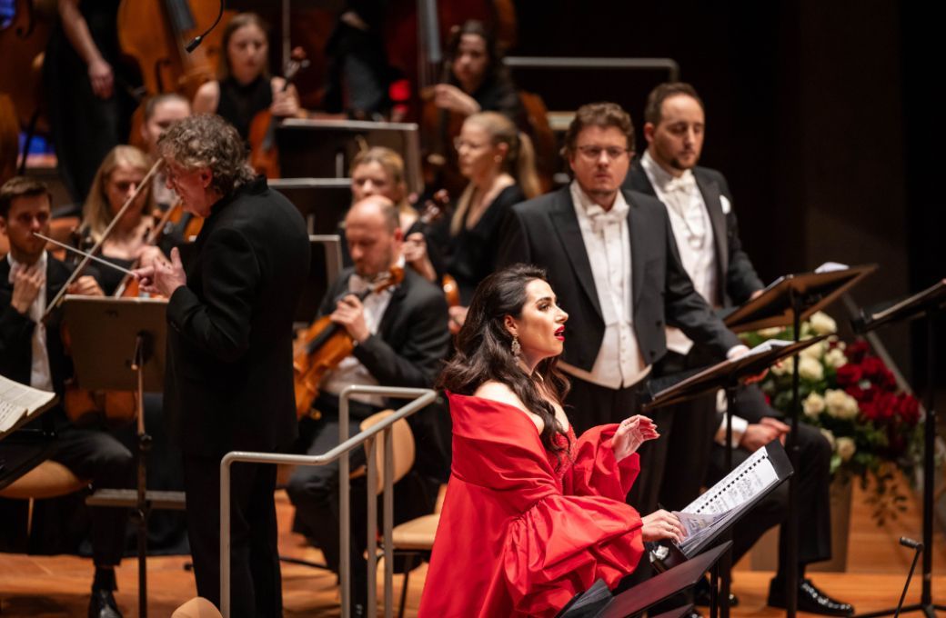 Ruslana Koval (foreground), Szymon Mechliński and Piotr Kalina © Bartek Barczyk | Poznań Opera House