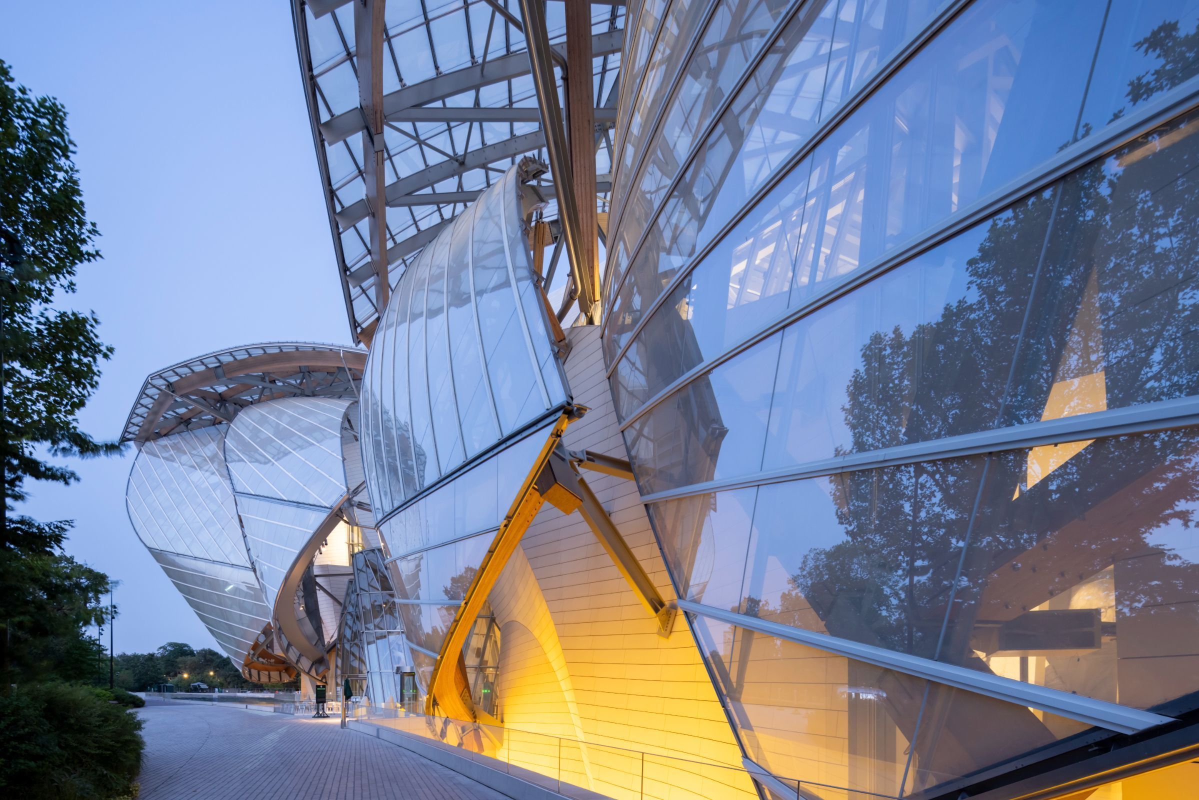 Façade nord du bâtiment de la Fondation Louis Vuitton &copy; Fondation Louis Vuitton / Iwan Baan