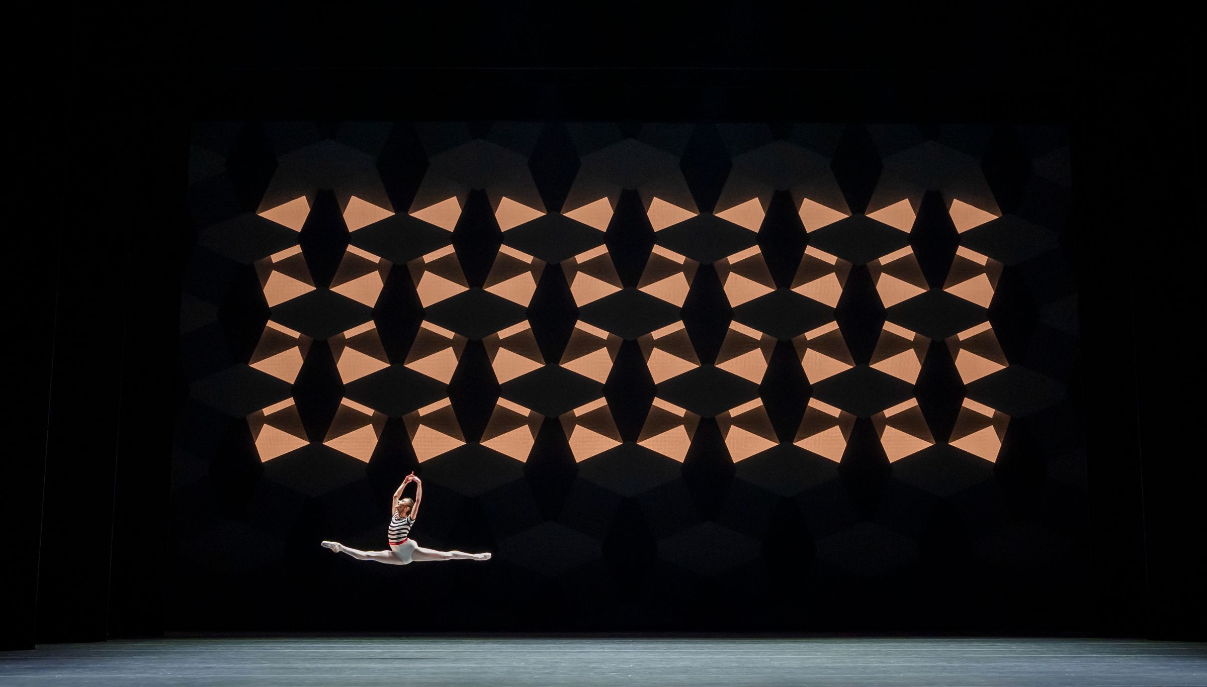 Viola Pantuso in Justin Peck's <i>Everywhere We Go</i> &copy; 2025 Tristram Kenton