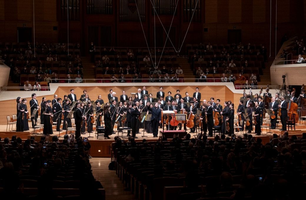 Tokyo Metropolitan Symphony Orchestra and Kazushi Ono © Rikimaru Hotta