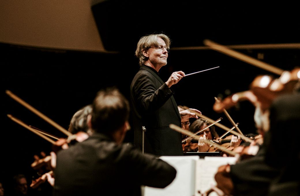 Esa-Pekka Salonen dirige l'Orchestre de Paris &copy; Mathias Benguigui