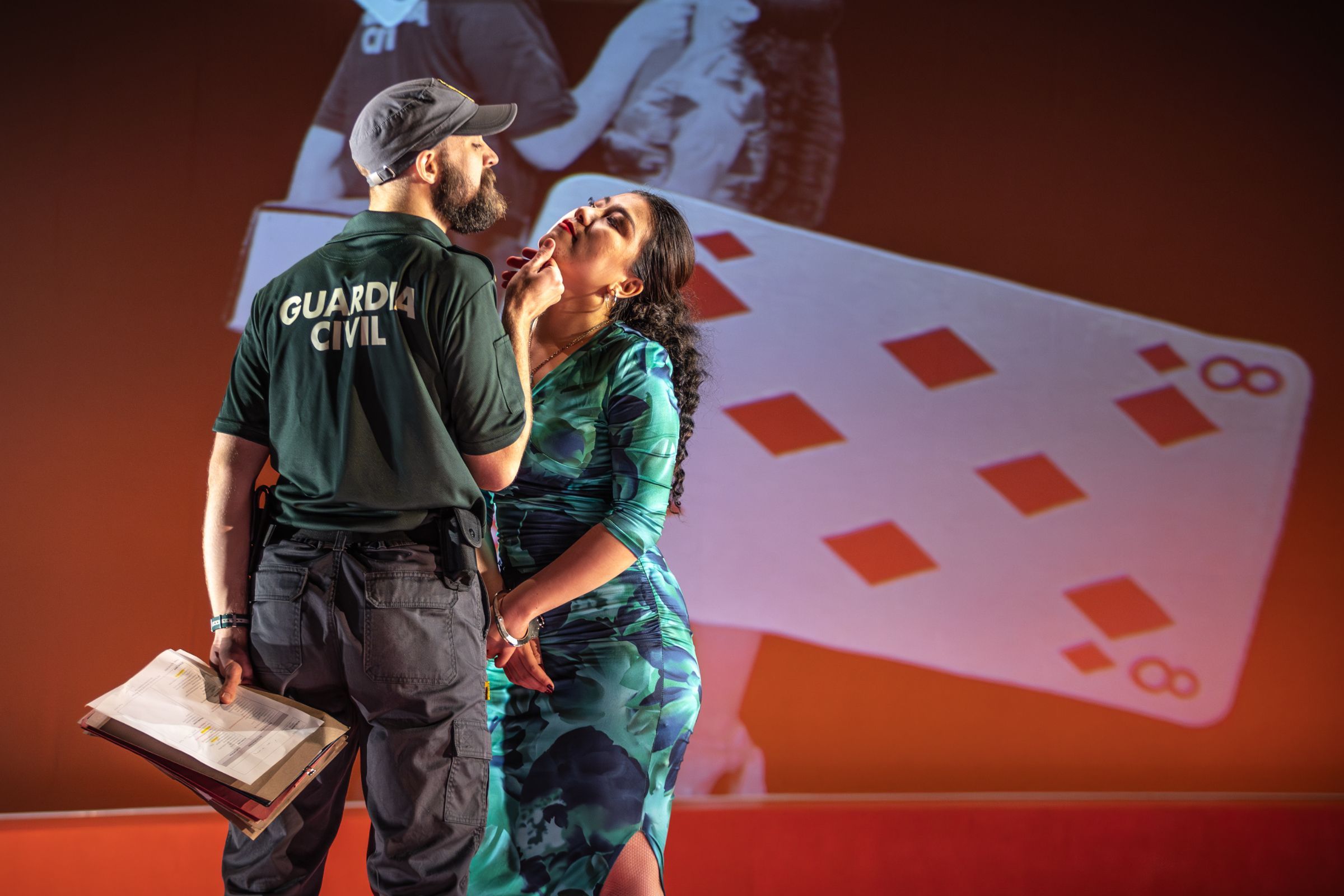 Fionn Ó hAlmhain (Zuniga) and Zixin Tang (Carmen) © Craig Fuller