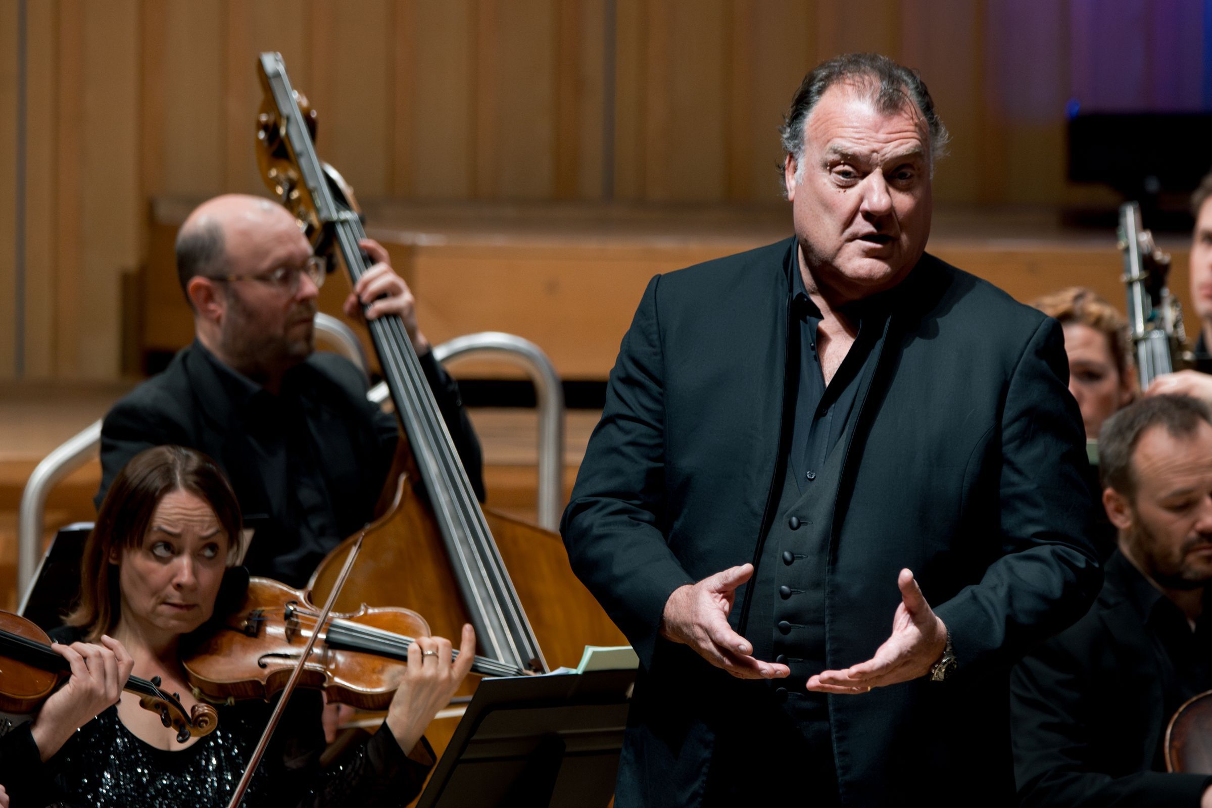 Sir Bryn Terfel and the Royal Northern Sinfonia © Tynesight Photographic