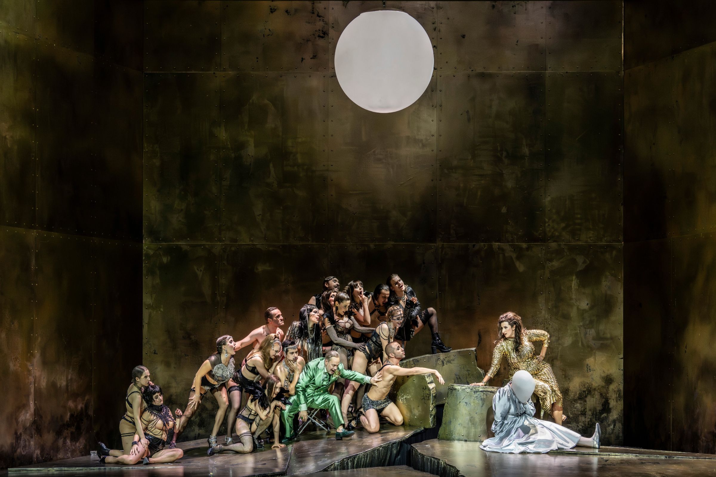 <i>Salome</i> at Komiscje Oper Berlin &copy; Jan Windszus Photography