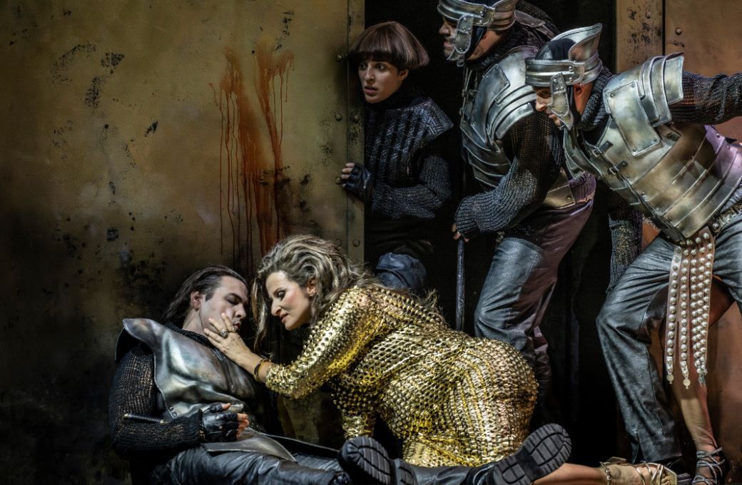 Agust&iacute;n G&oacute;mez (Narraboth) and Karolina Gumos (Herodias) &copy; Jan Windszus Photography