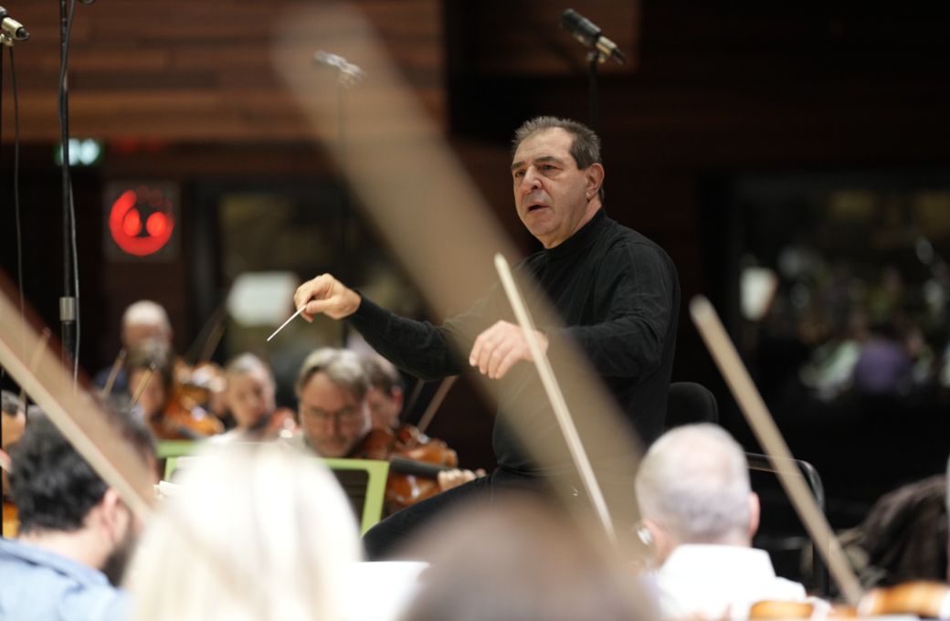 Daniele Gatti en répétition avec l'Orchestre National de France © Christophe Abramowitz / Radio France