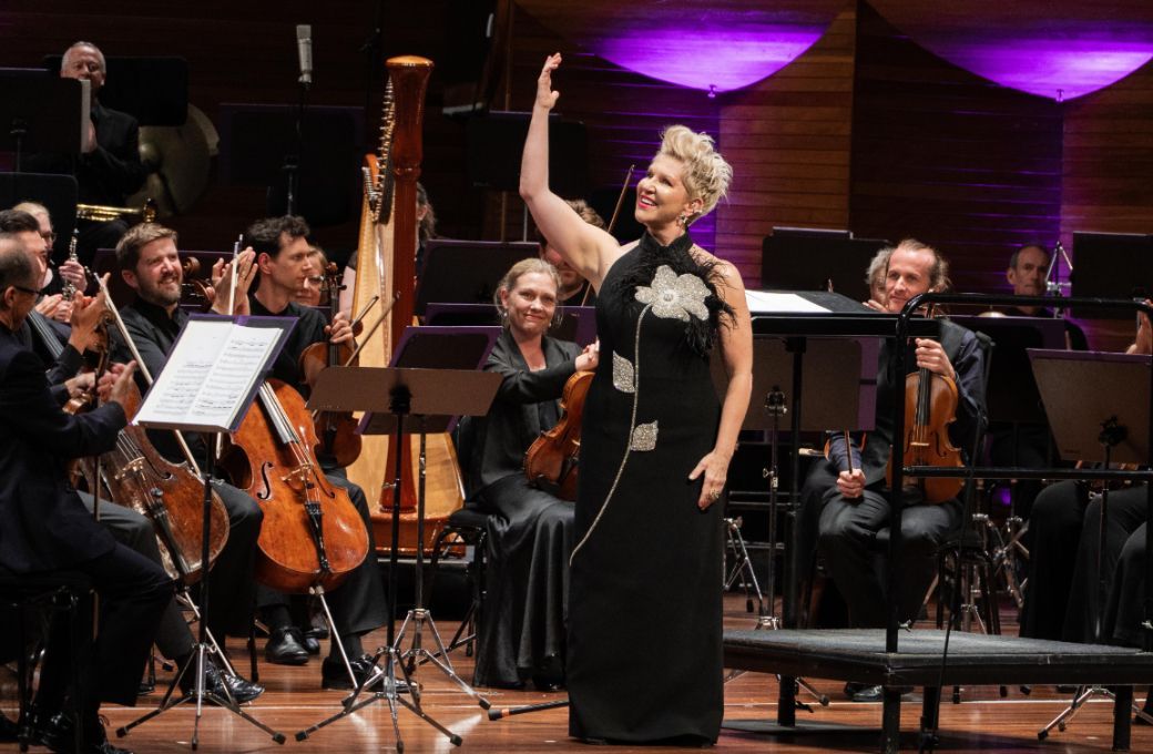 Joyce DiDonato and the New Zealand Symphony Orchestra © Phoebe Tuxford | NZSO