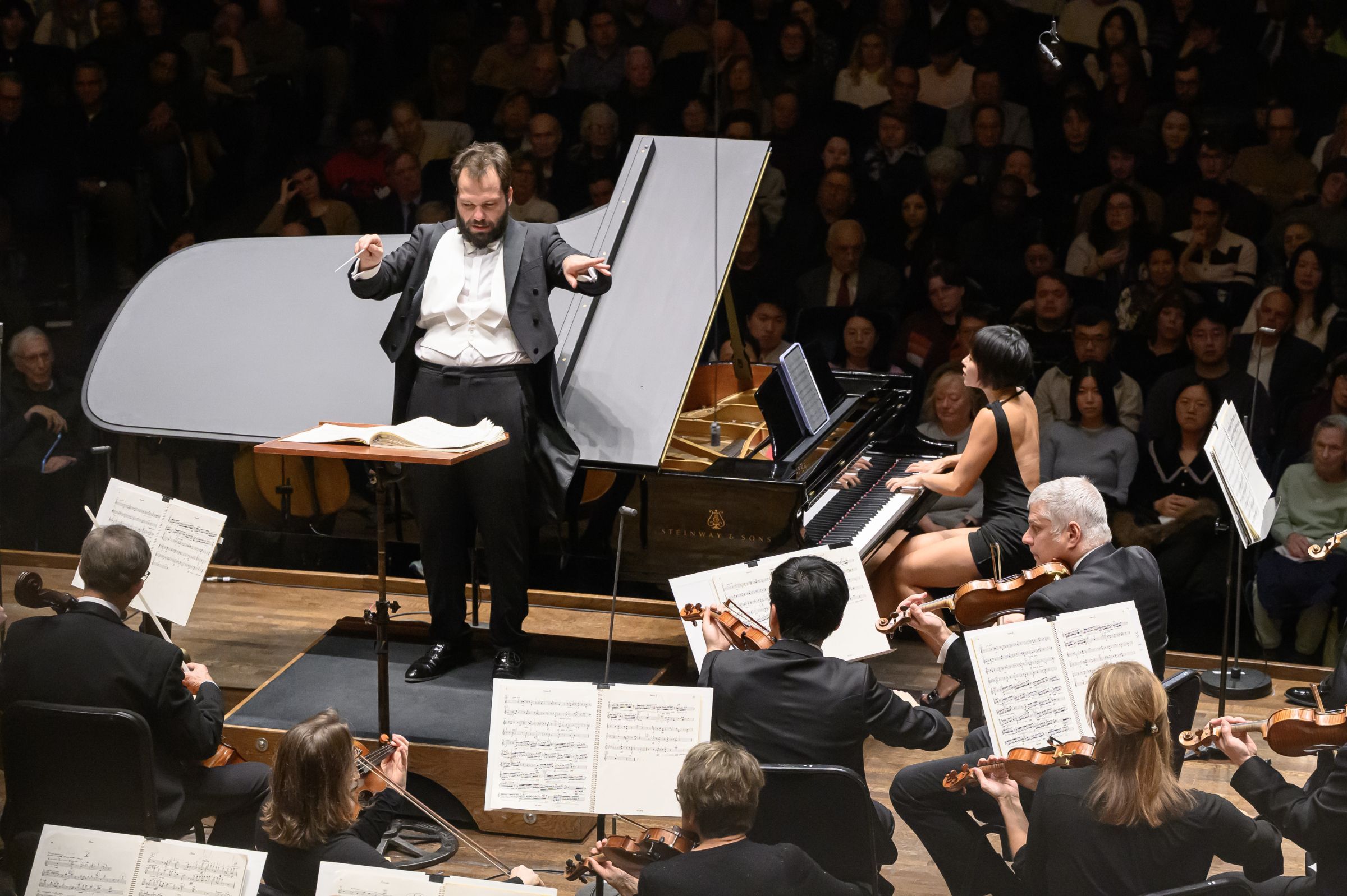 Petr Popelka, Yuja Wang and The Cleveland Orchestra © Yevhen Gulenko, courtesy of The Cleveland Orchestra