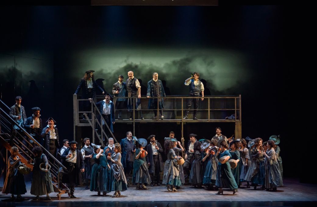 Escena de <i>El holand&eacute;s errante</i> en el Teatre La Far&agrave;ndula &copy; A. Bofill | &Ograve;pera Catalunya