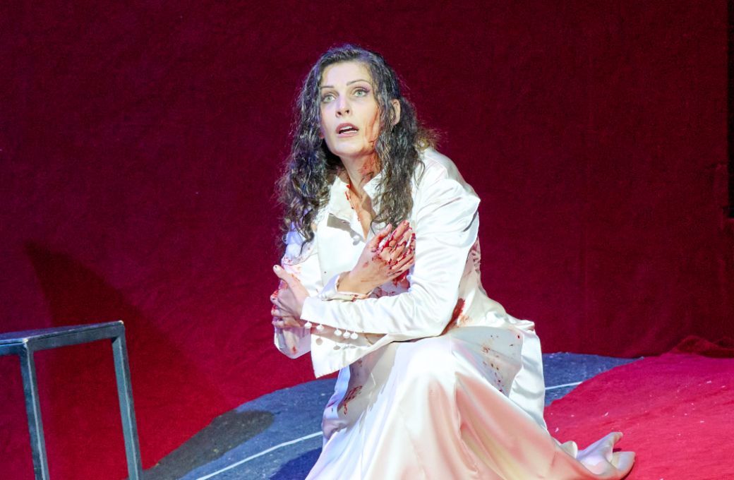 Adela Zaharia (Lucia) &copy; Wiener Staatsoper | Michael Pöhn
