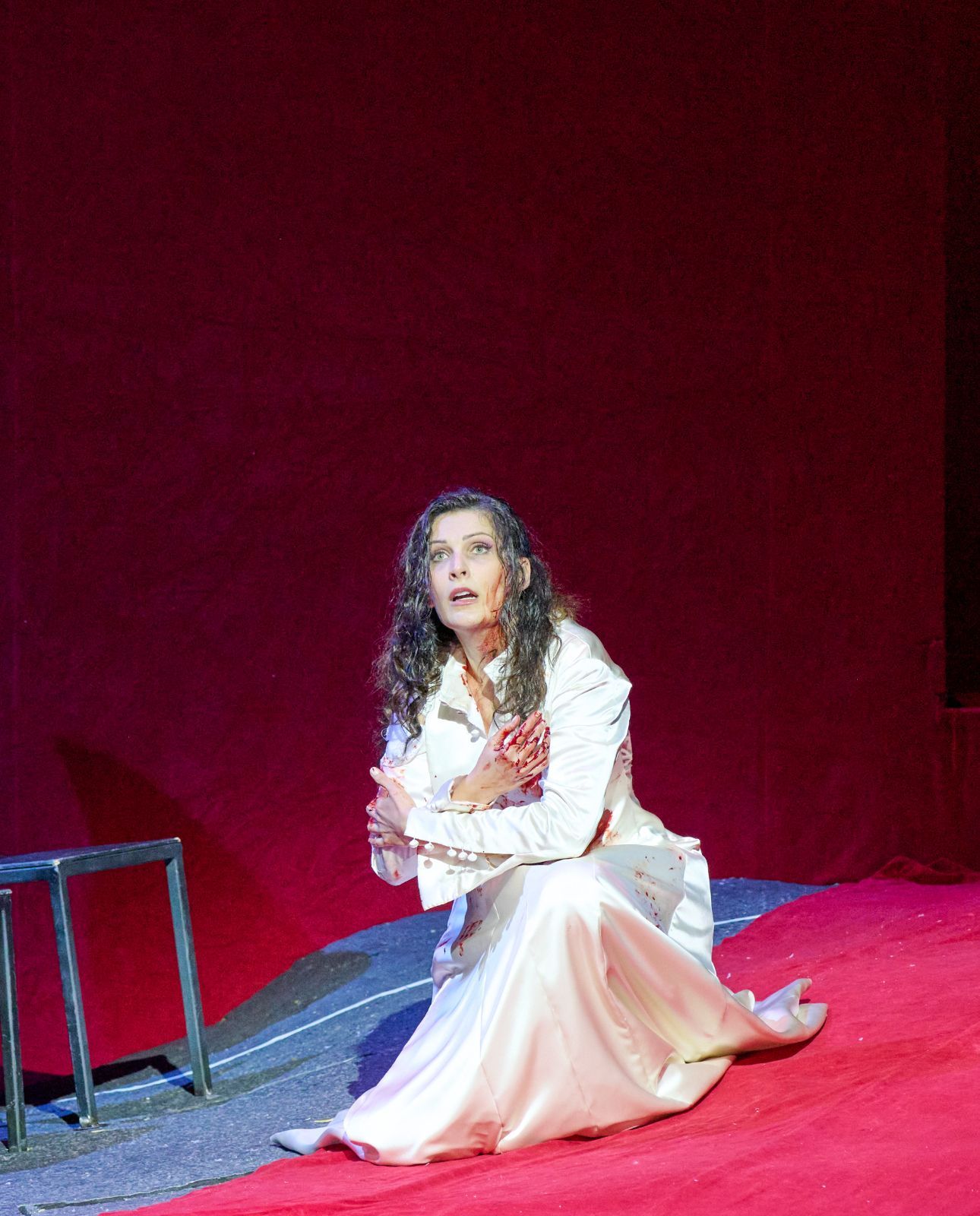 Adela Zaharia (Lucia) &copy; Wiener Staatsoper | Michael Pöhn