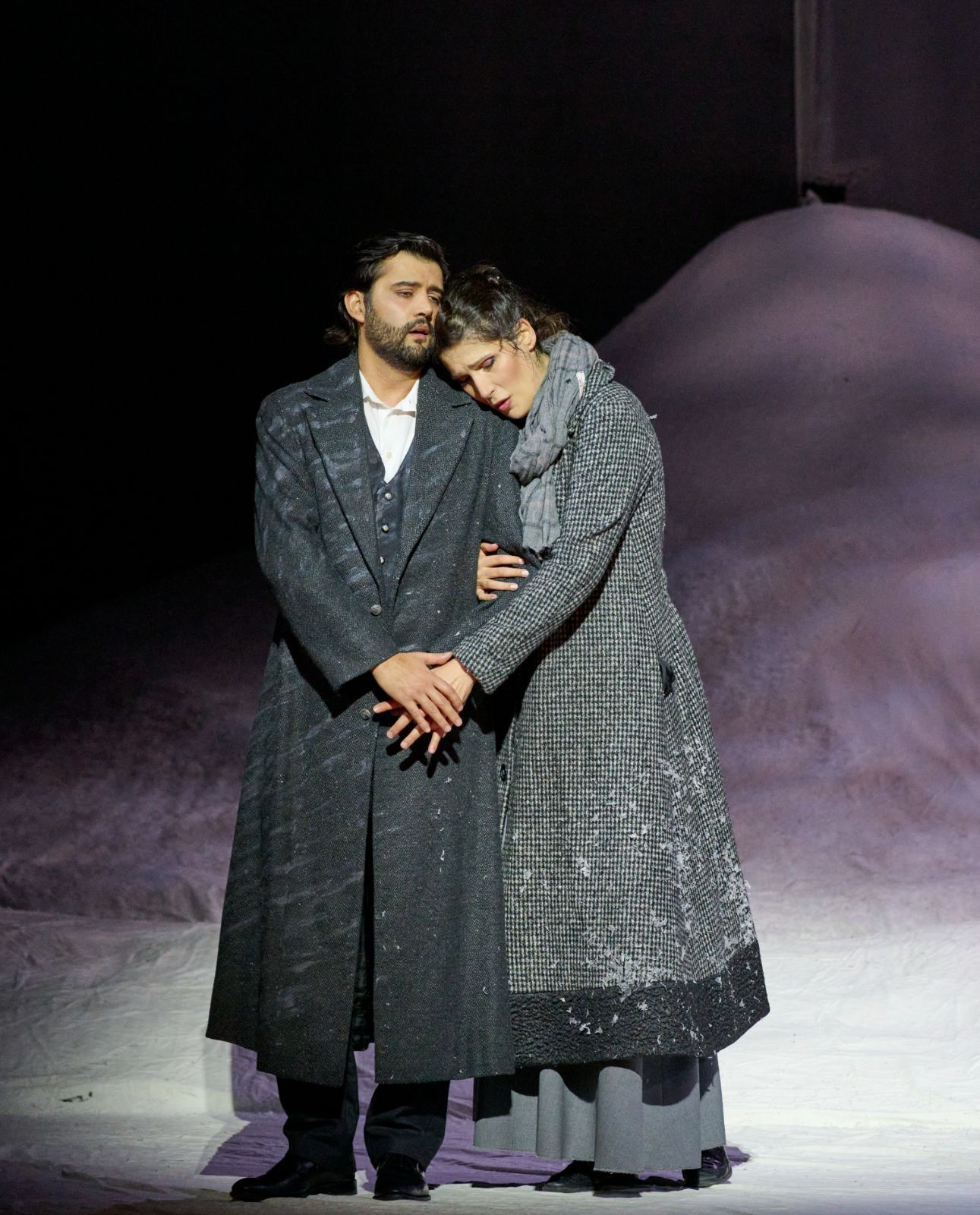 Bekhzod Davronov (Edgardo) und Adela Zaharia (Lucia) &copy; Wiener Staatsoper | Michael Pöhn