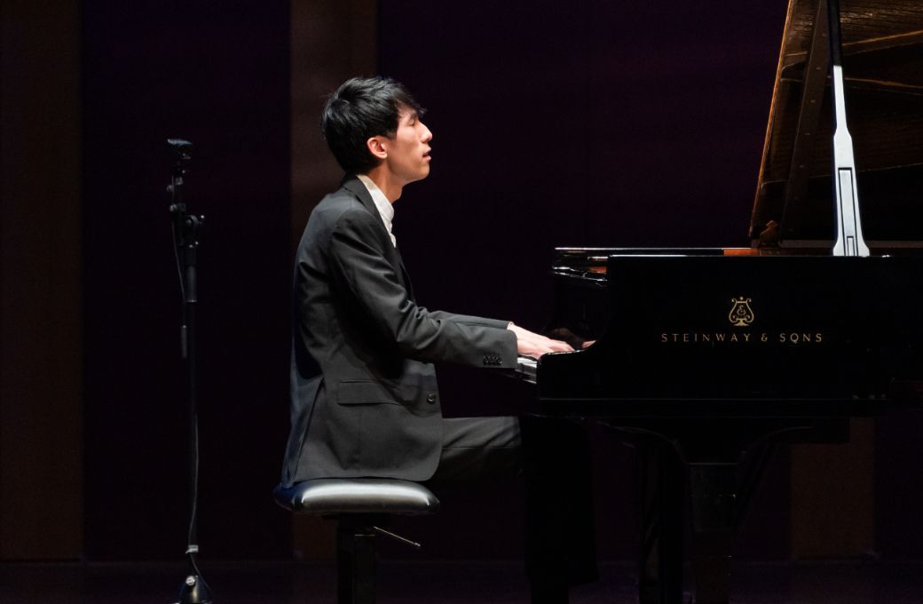 Eric Lu &copy; Ung Ruey Loon