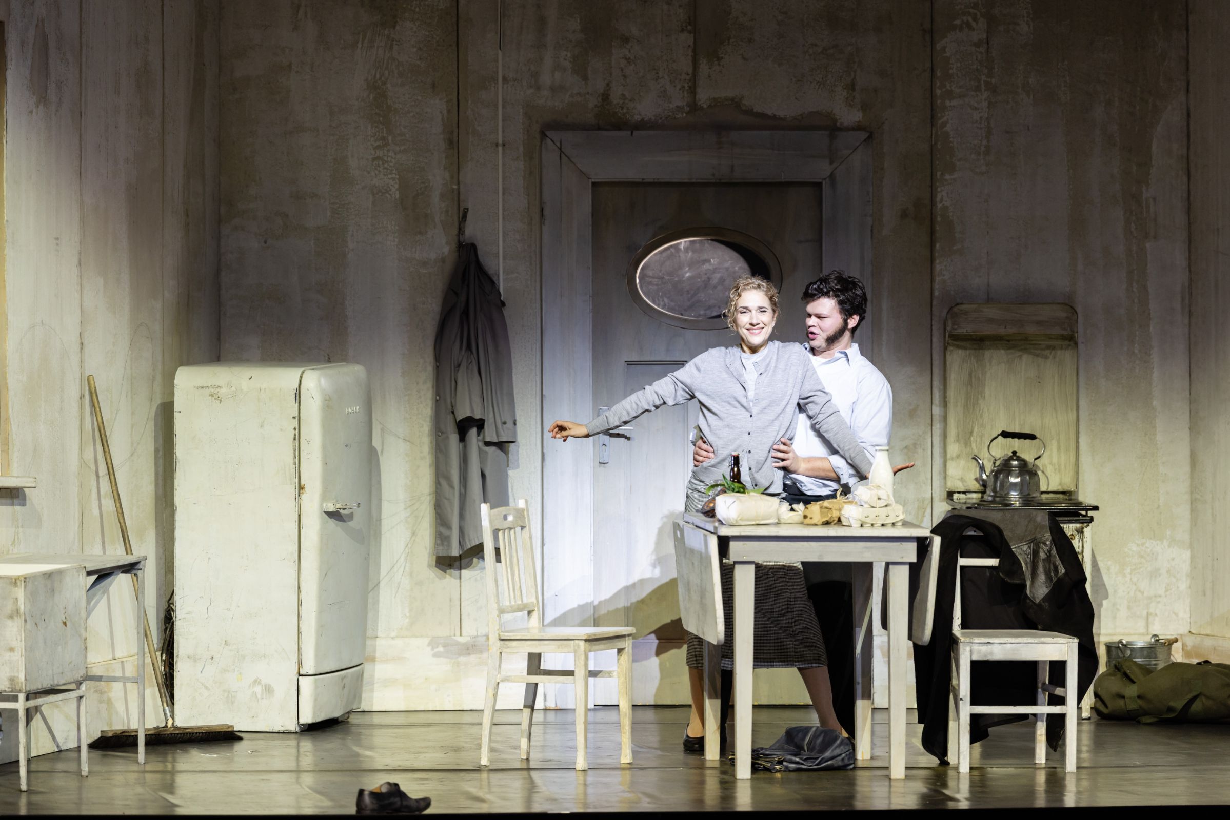 Juliane Banse (Gertrude) and Thomas Mole (Peter) © Geoffroy Schied
