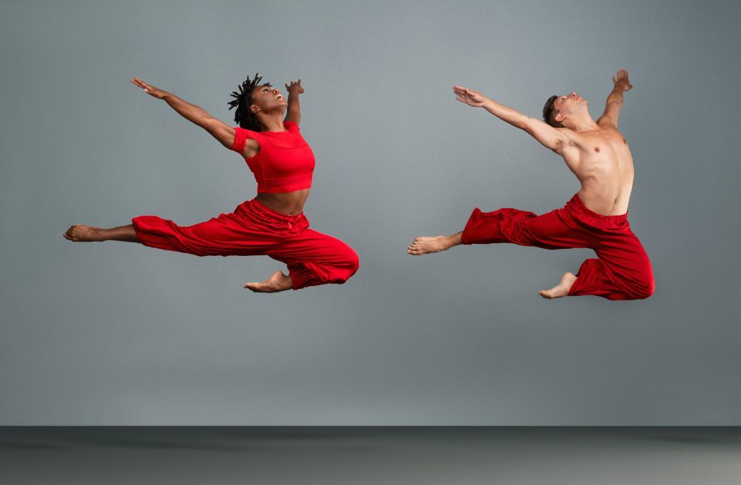AAADT's Ashley Kaylynn Green and Patrick Coker in Ronald K. Brown's <i>Grace</i> &copy; Nir Arieli