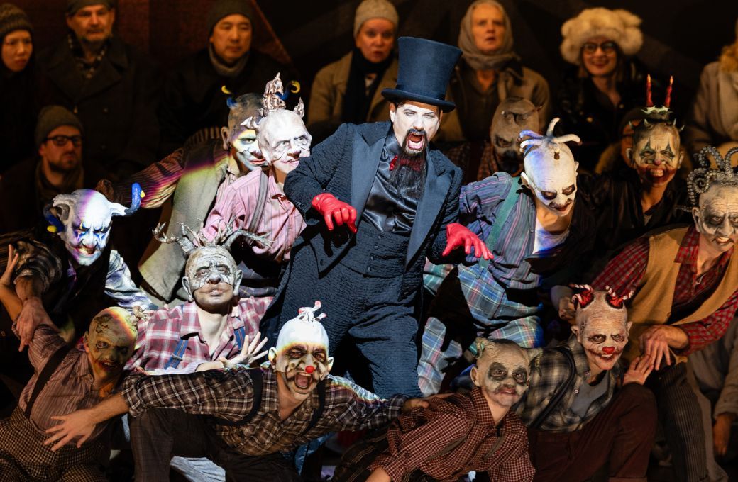 Tansel Akzeybek (Der Teufel) &copy; Geoffroy Schied