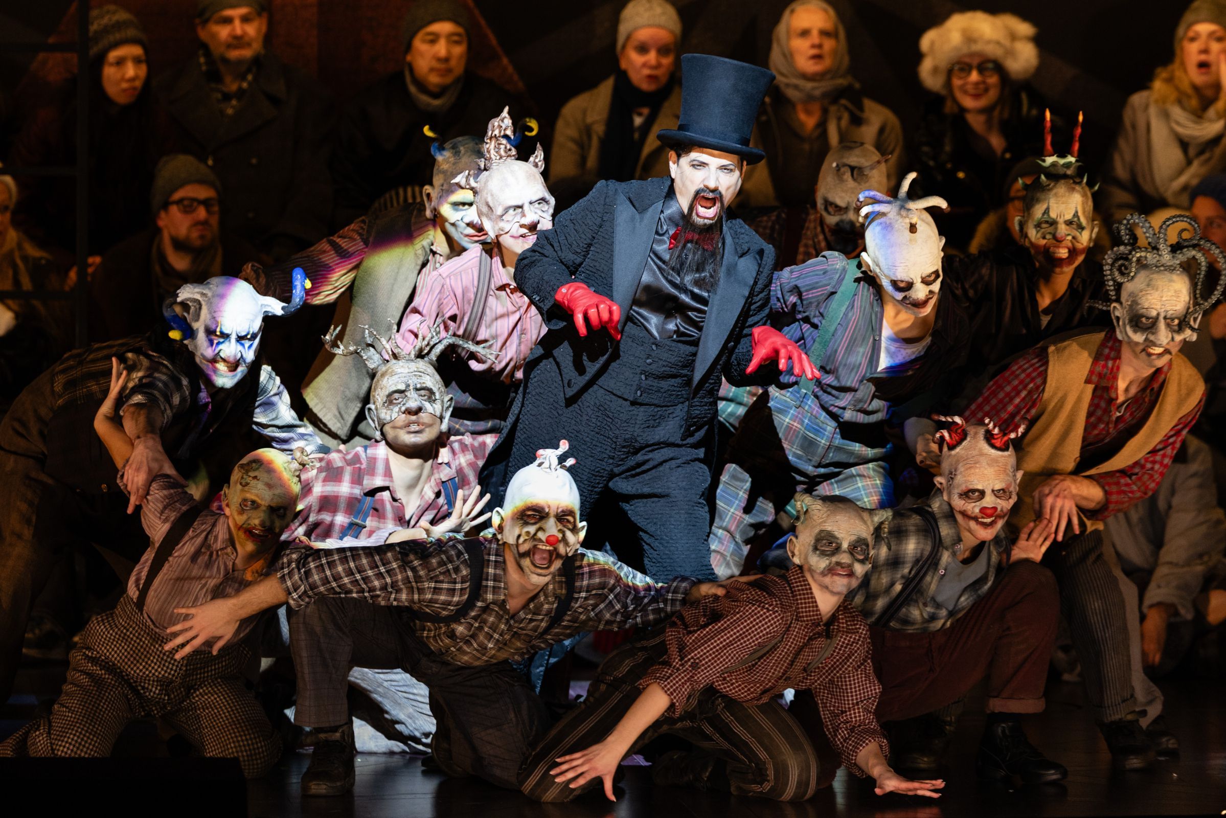 Tansel Akzeybek (Der Teufel) © Geoffroy Schied
