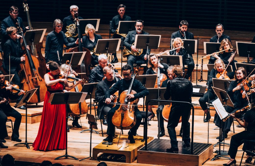 Veronika Eberle, Jean-Guihen Queyras, Yannick N&eacute;zet-S&eacute;guin et le Chamber Orchestra of Europe &copy; Cl&eacute;ment Savel