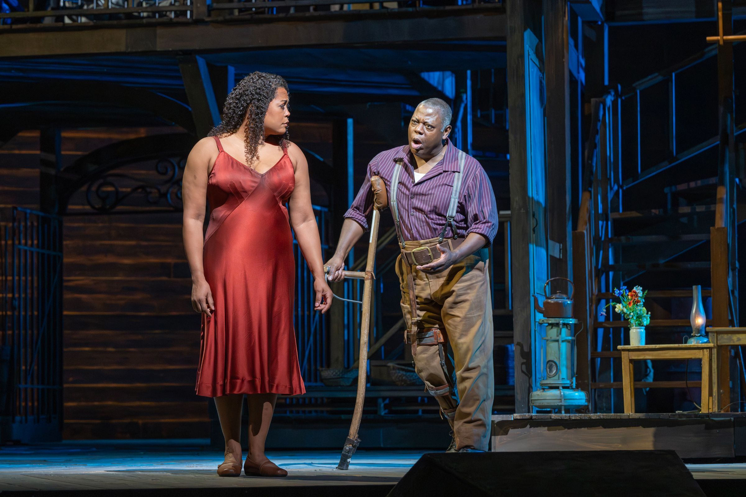 Brittany Renee (Bess) and Alfred Walker (Porgy) &copy; Richard Termine | Met Opera