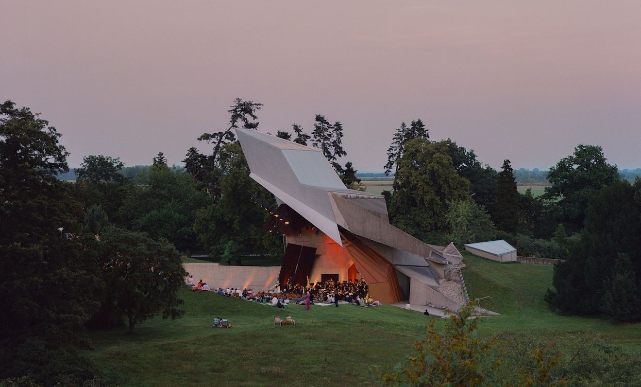 Grafenegg Festival stage from distance &copy; Lisa Edi