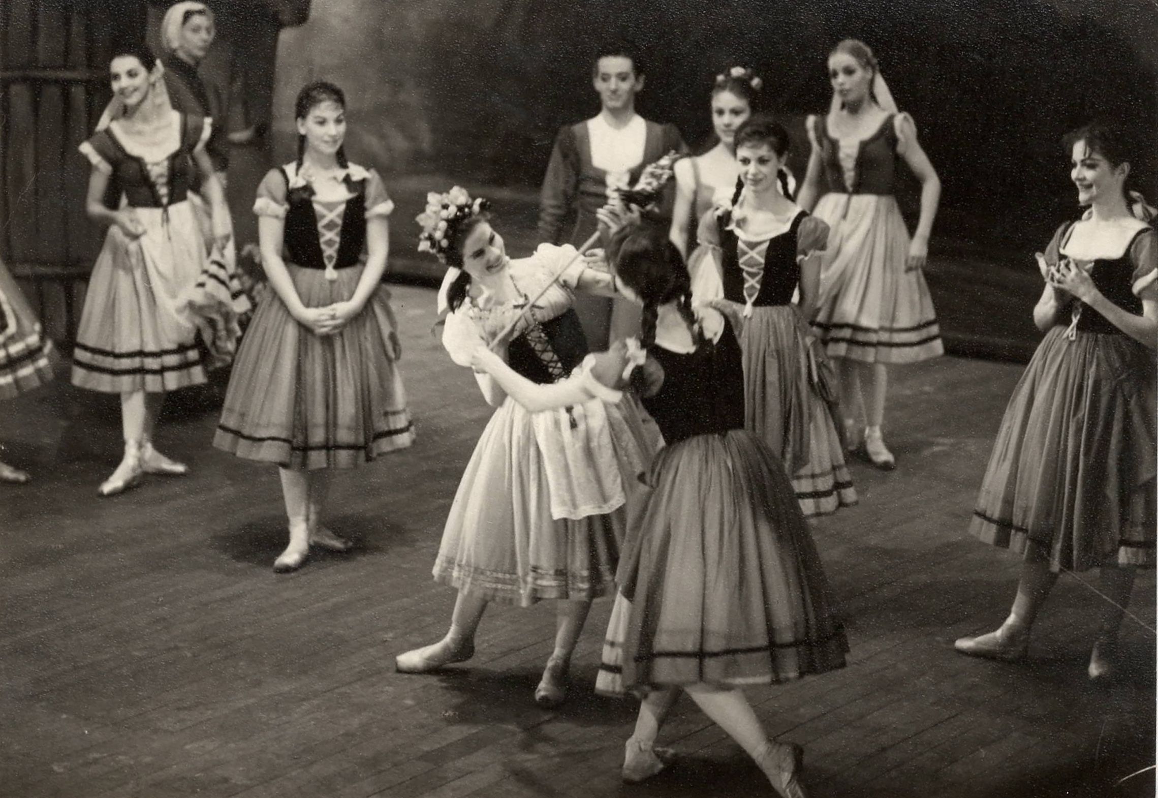 The Ballet Rambert in <i>Giselle</i> with Lucette Aldous in the title role &copy; Courtesy of Alex Simpkins/John O'Brien