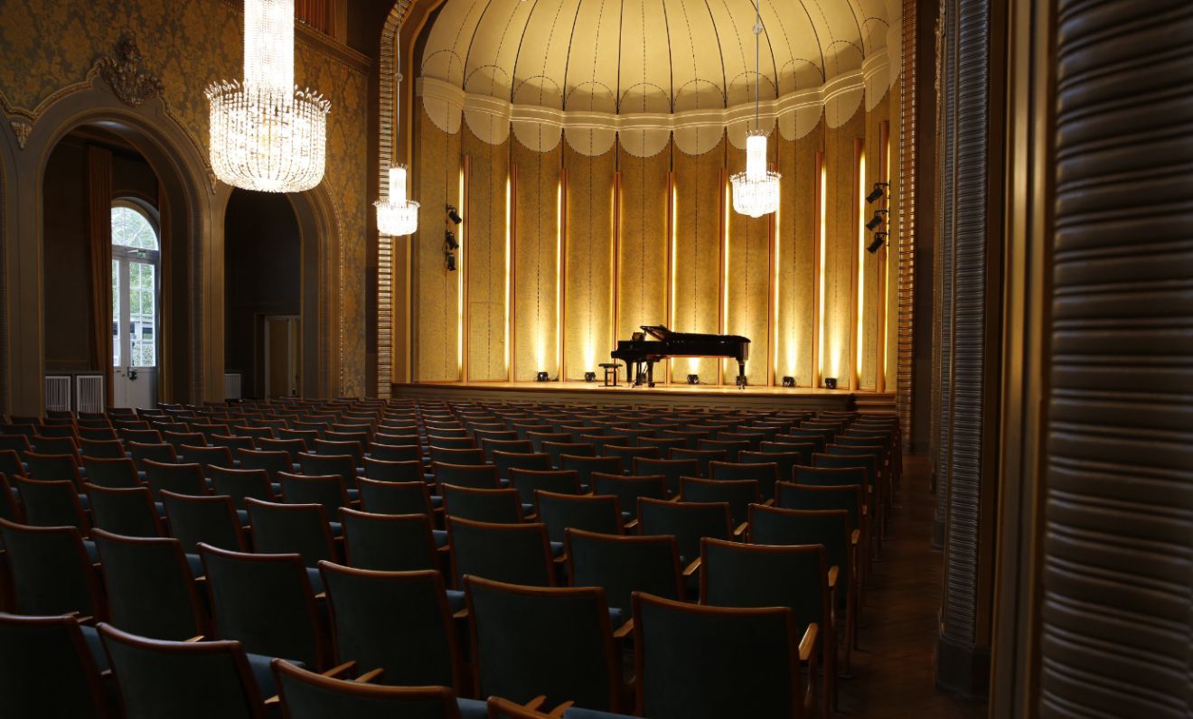 Rossini Saal &copy; Hannah Becker