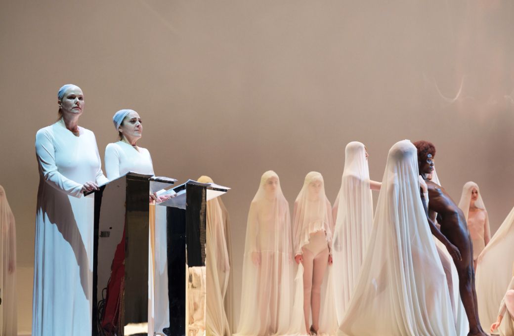 Jessica Pratt and Maria Agresta in <i>Partenope</i> &copy; Luciano Romano