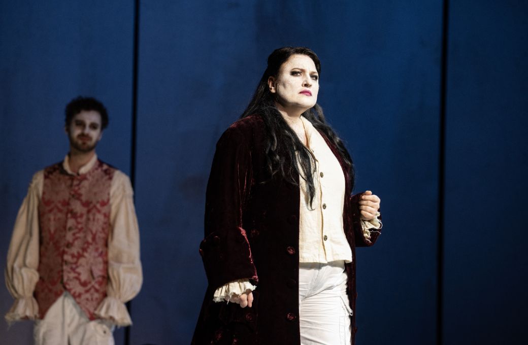 Jakob Kleinschrot (Lisander) und Dora Pavl&iacute;kov&aacute; (Timea) &copy; Susanne Reichardt