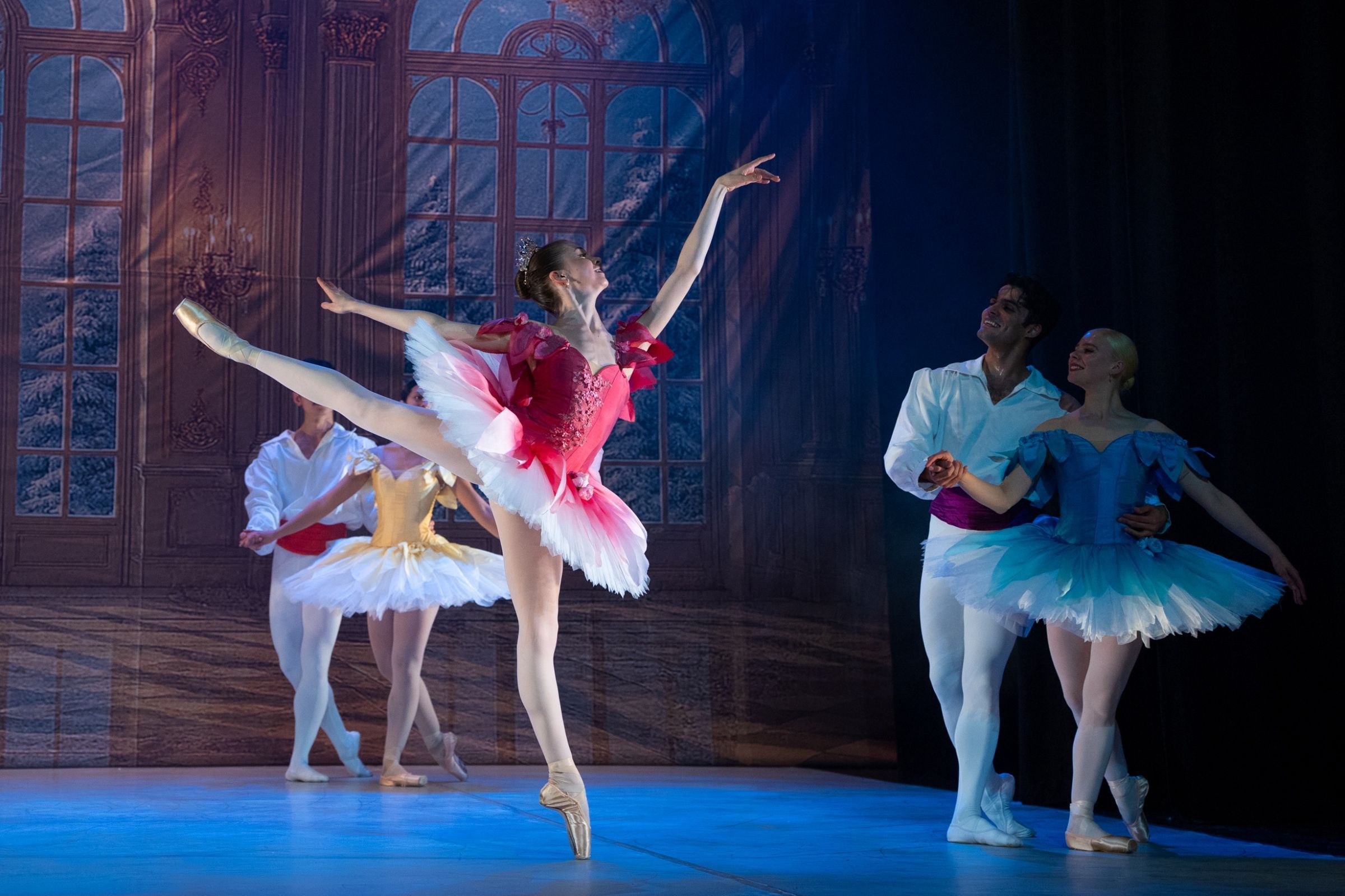Audrey Nelson as the Flower Queen in Valentino Zucchetti's <i>The Nutcracker</i> &copy; Andrej Uspenski