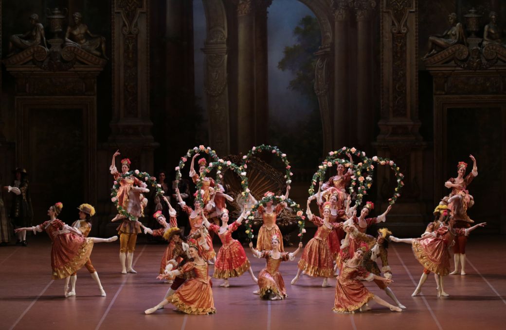 Teatro alla Scala in Act 1 of Rudolf Nureyev's <i>The Sleeping Beauty</i> &copy; Teatro alla Scala