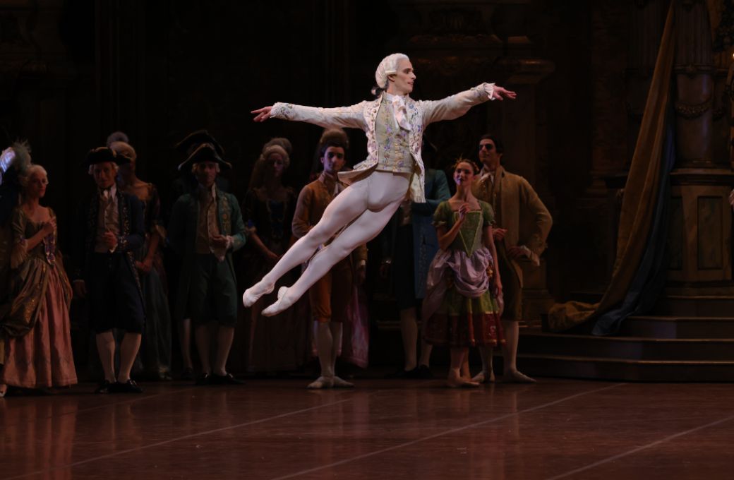 Navrin Turnbull as Prince D&eacute;sir&eacute; in Rudolf Nureyev's <i>The Sleeping Beauty</i> &copy; Brescia e Amisano, Teatro alla Scala