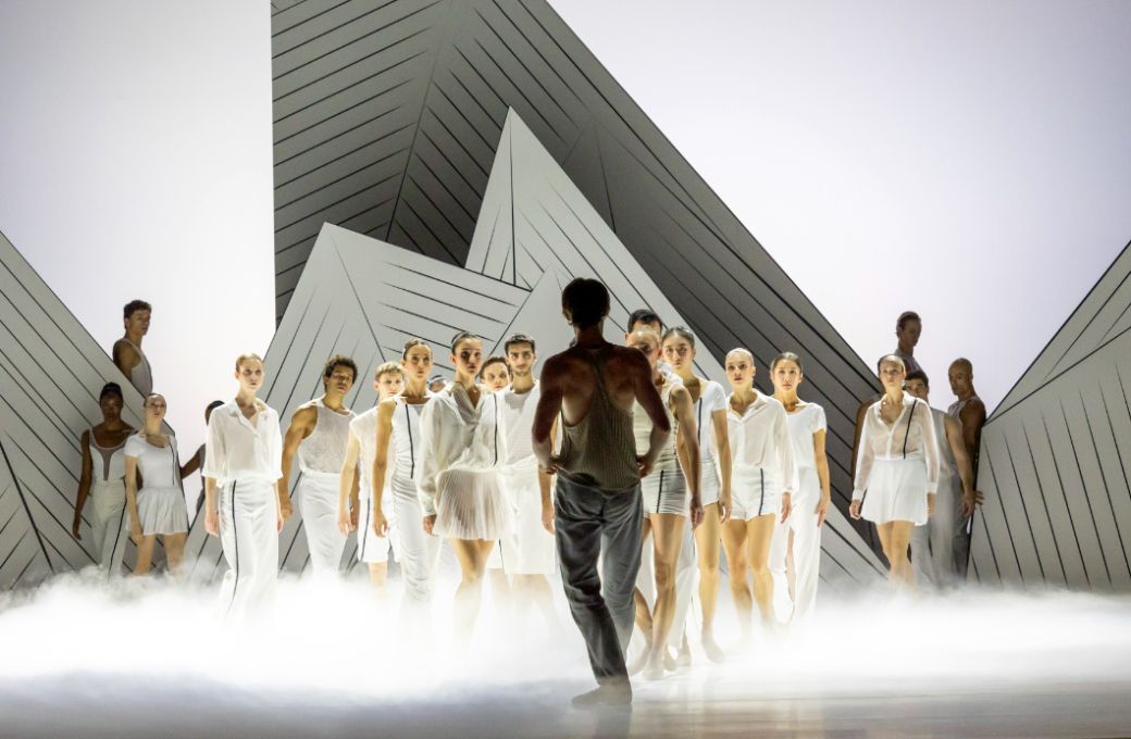 Les Ballets de Monte-Carlo in Jean-Christophe Maillot's <i>Ma Bayad&egrave;re</i> &copy; Hans Gerritsen