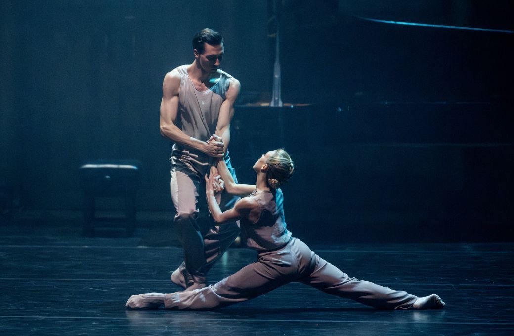 Gareth Haw and Constance Devernay-Laurence in <i>Moonlight</i> by Florent Melac &copy; Deborah Jaffe
