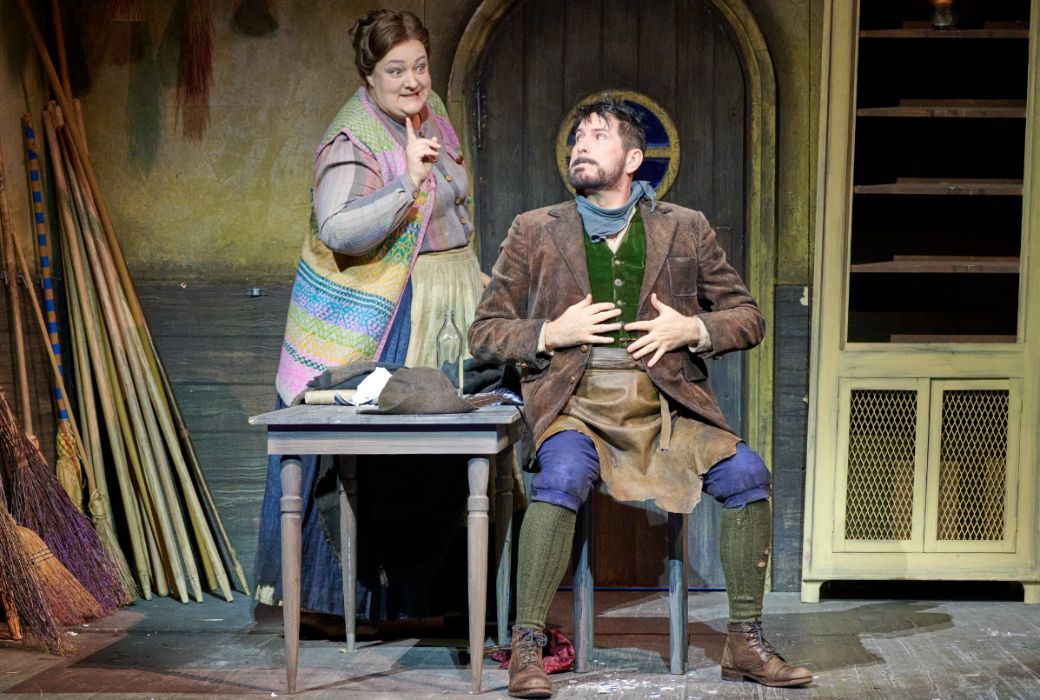 Regine Hangler (la m&egrave;re) et Clemens Unterreiner (le p&egrave;re) &copy; Wiener Staatsoper | Michael P&ouml;hn