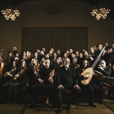 &copy; Chiang Heller